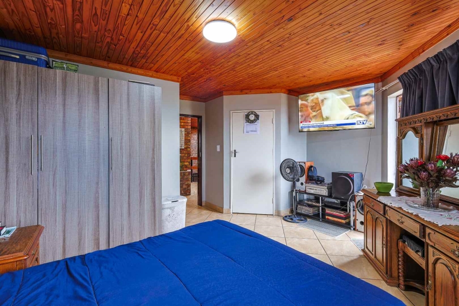 4 Bedroom Property for Sale in Hartbeespoort North West